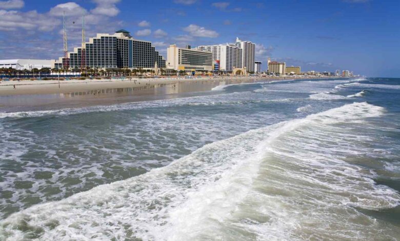 daytona-beach-water-temperature-a-guide-for-tourists is very interesting blog about daytona beach water temp.